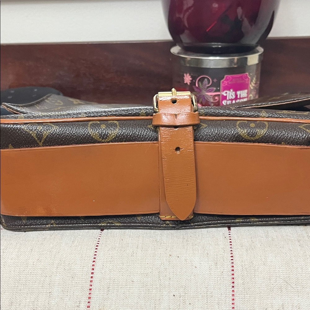 Louis Vuitton crossbody Cartouchière   1989 beautiful condition painted vachetta - Picture 9 of 16
